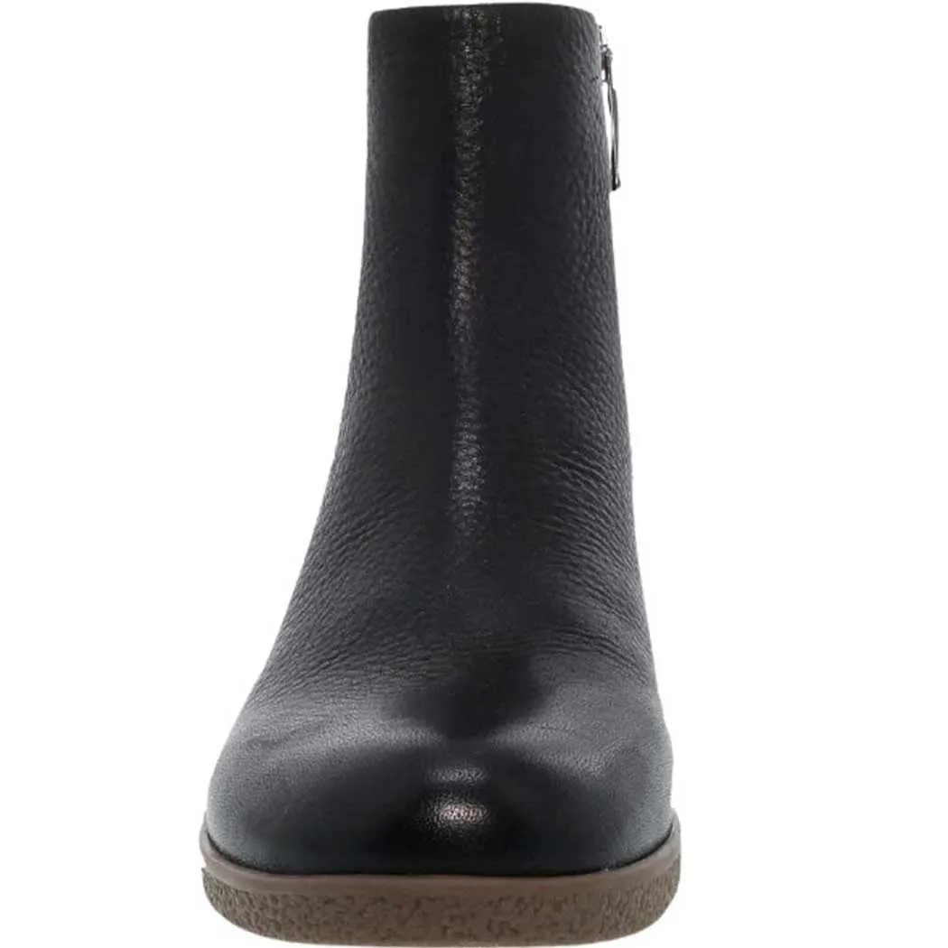 Dansko Daisie Chelsea Boot Black Waterproof Tumbled (Women's)