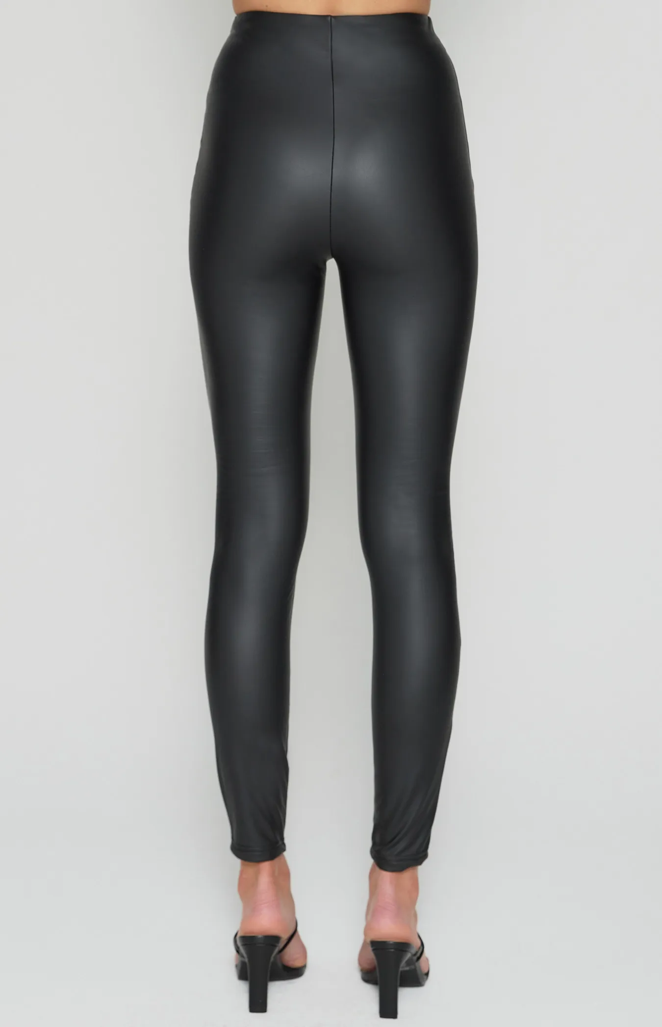 Faux Leather Leggings with Front Seam Detail (WPA247B)