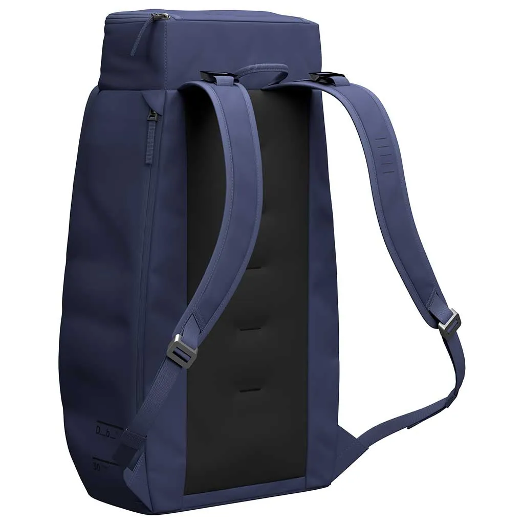 Hugger Backpack 30