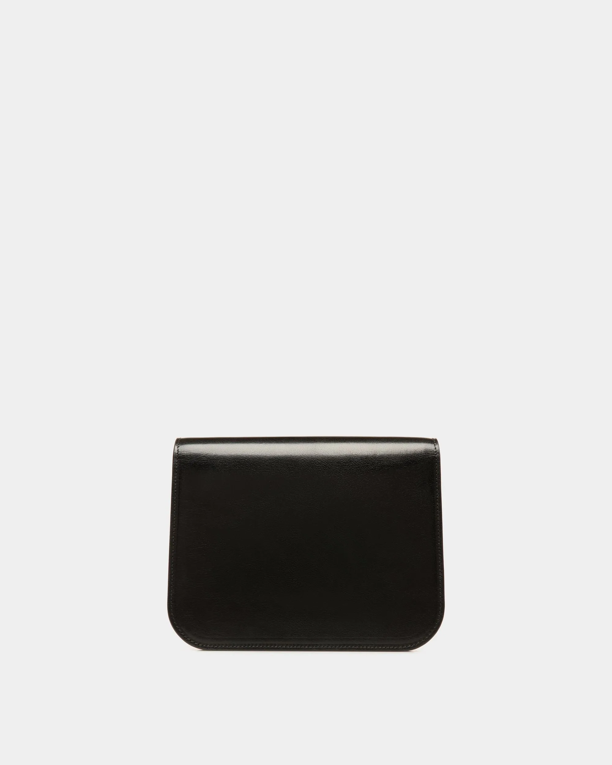 Ollam Crossbody Bag In Black Leather 