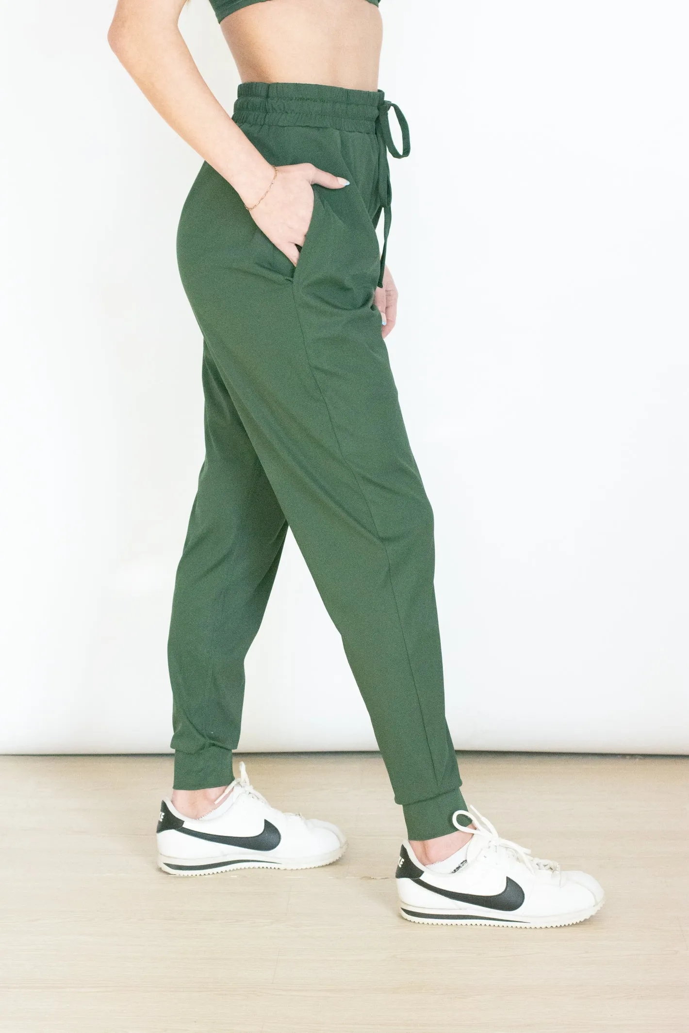 Signature Sunday Forest Green Jogger Pant