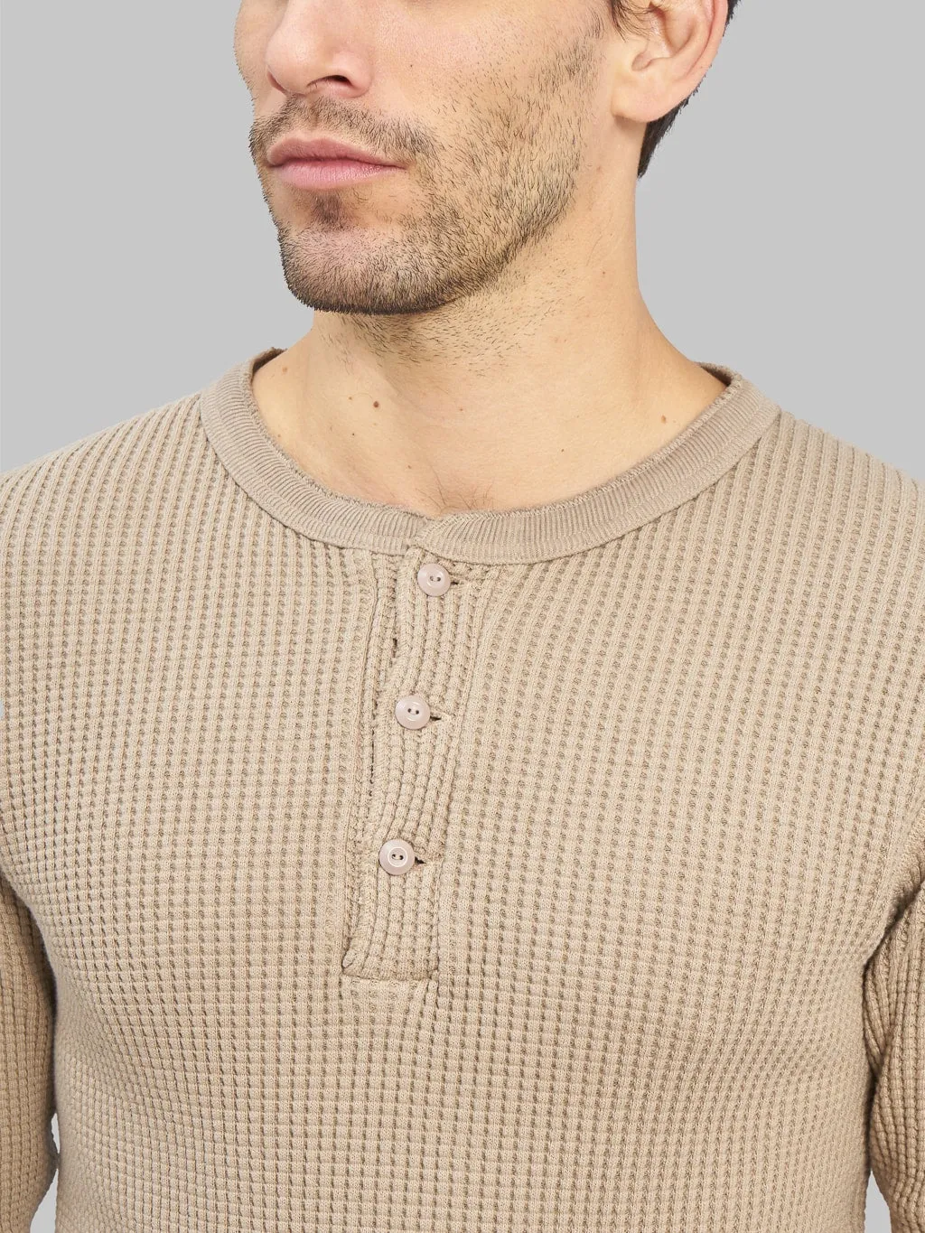 UES Thermal Big Waffle Henley T-Shirt Beige