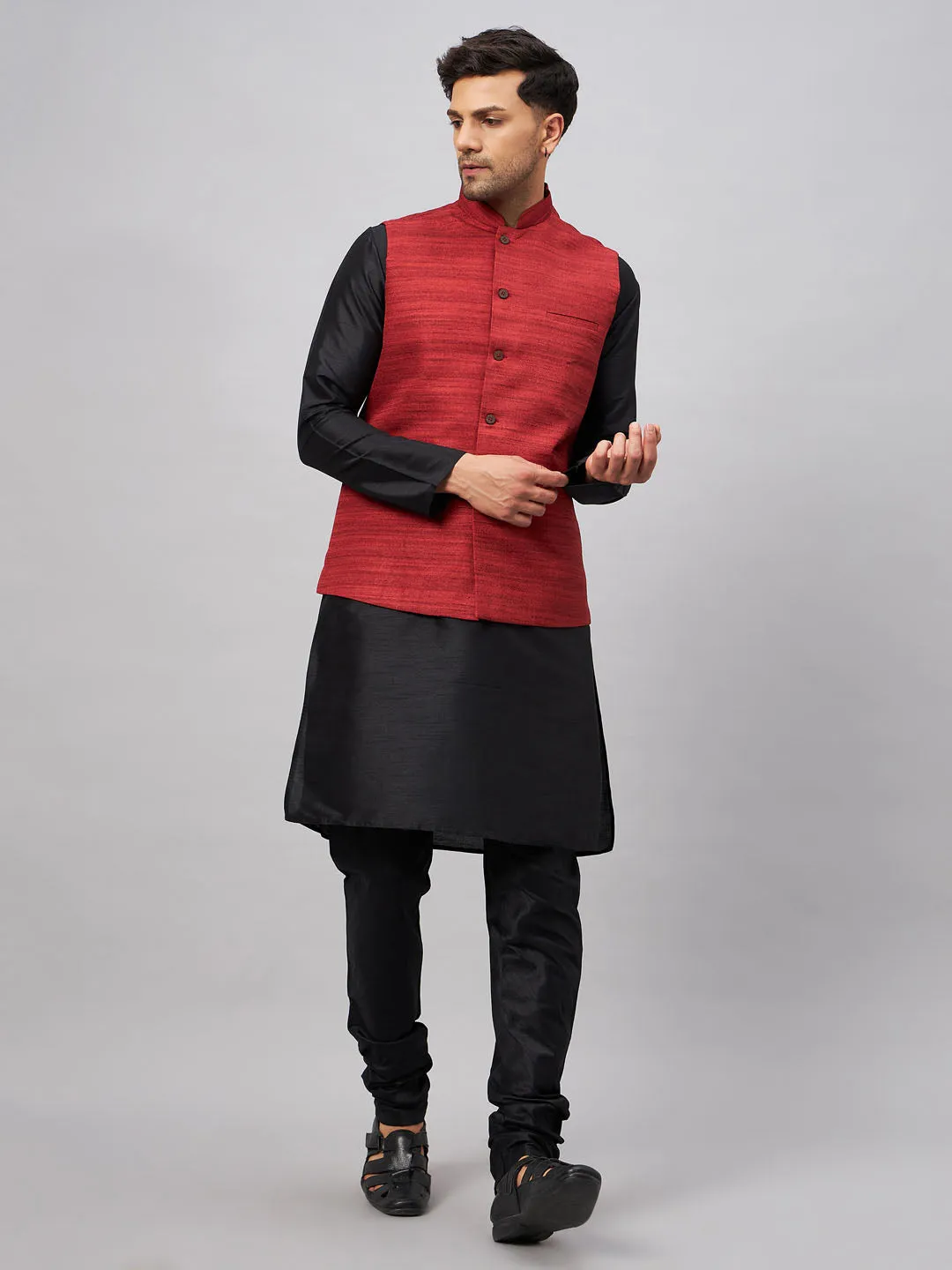 VM By VASTRAMAY Men's Maroon Jacket With Black Solid Silk Blend Kurta and Pyjama Set